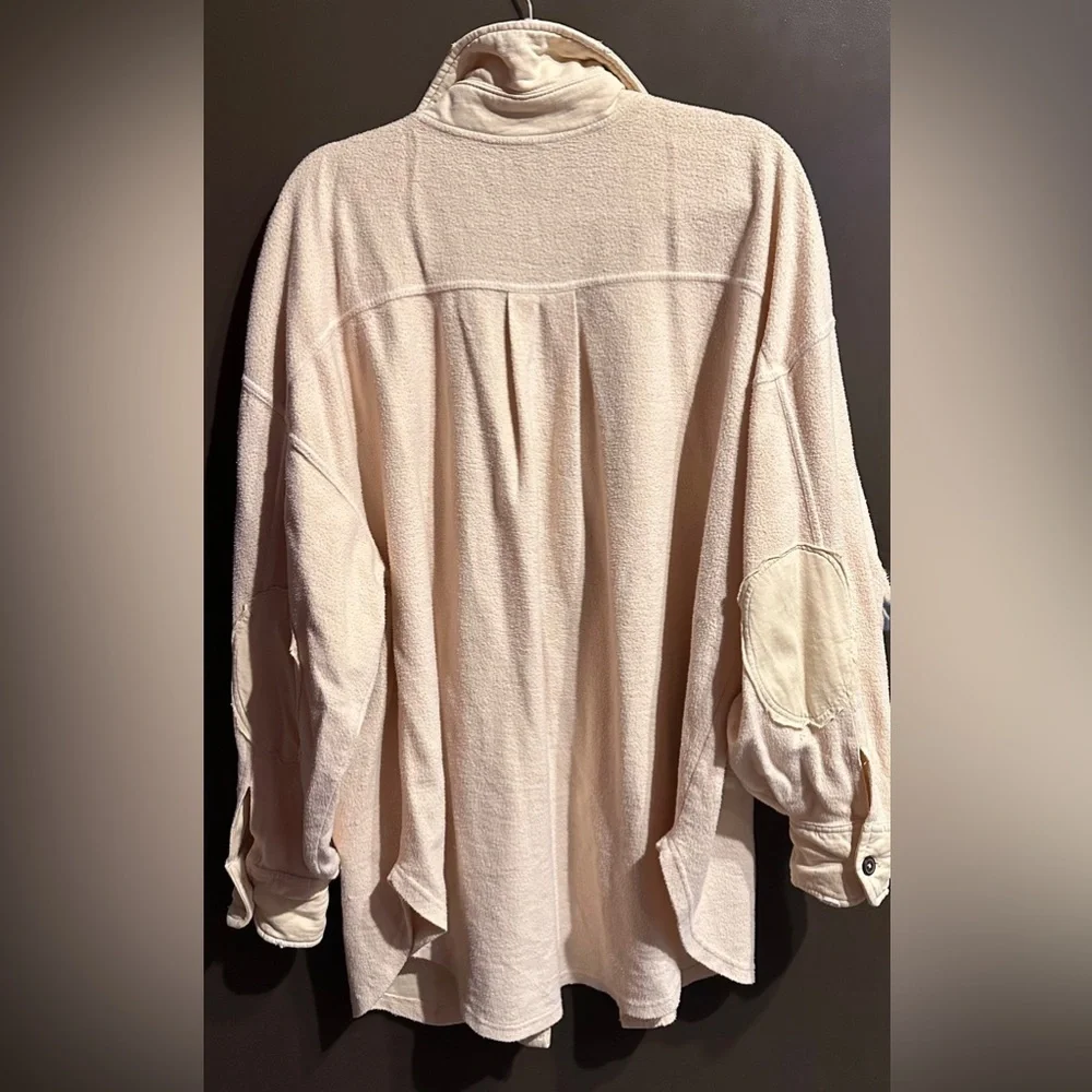 Free People Tan Peach Ruby Utility Shacket Size Medium Oversided Patch Elbows - Picture 5 of 6